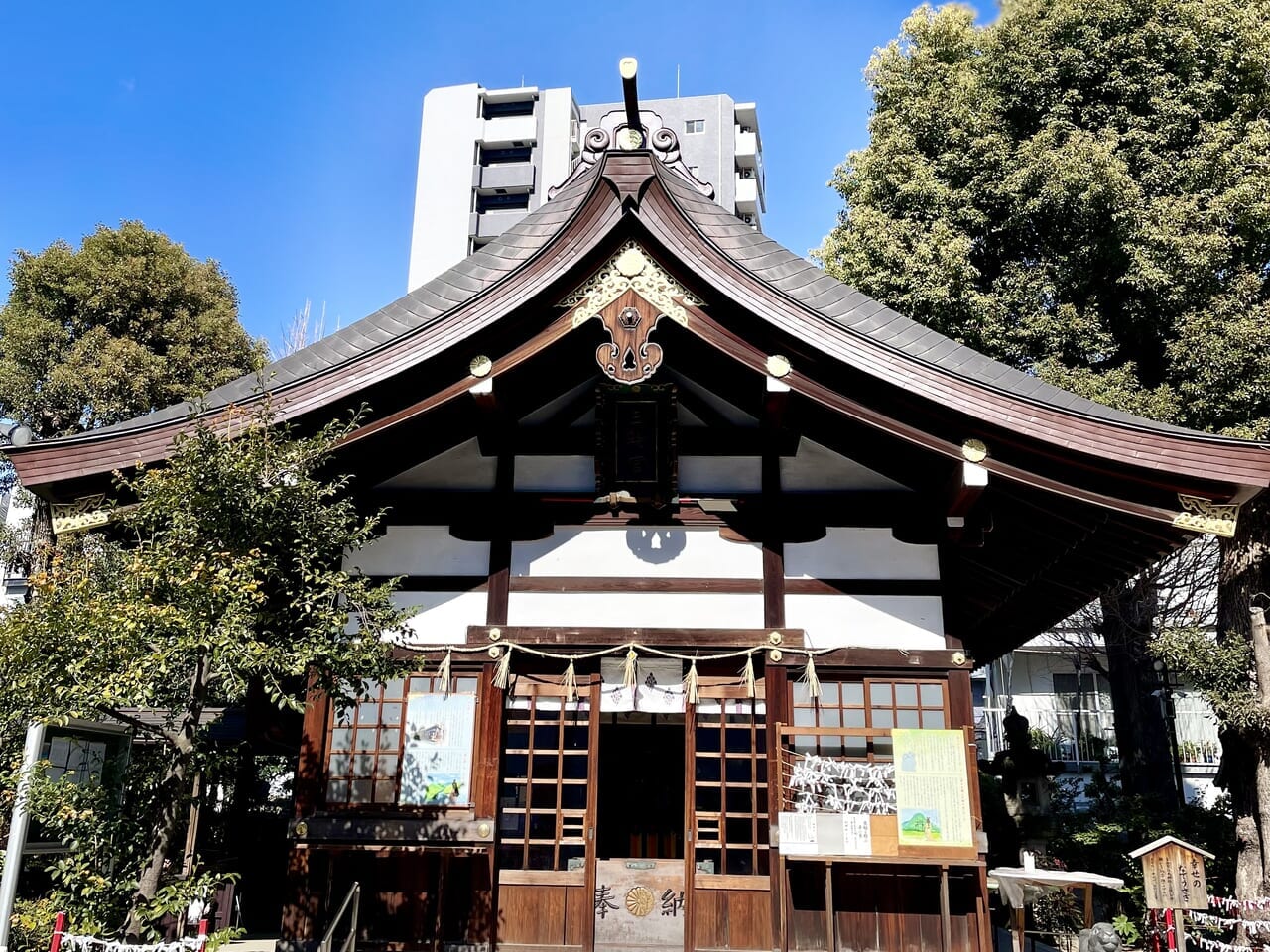 名古屋市中区大須の「三輪神社」は、推し活祈願に全国から多くの方が連日参拝に訪れる、全国的に有名な神社