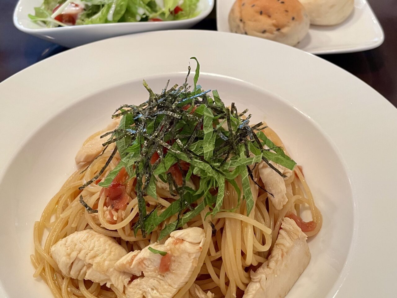 名古屋市緑区では珍しく夜遅くまで営業しているオシャレなカフェ「one'cafe ワンズ カフェ」のランチは美味しくてお得。