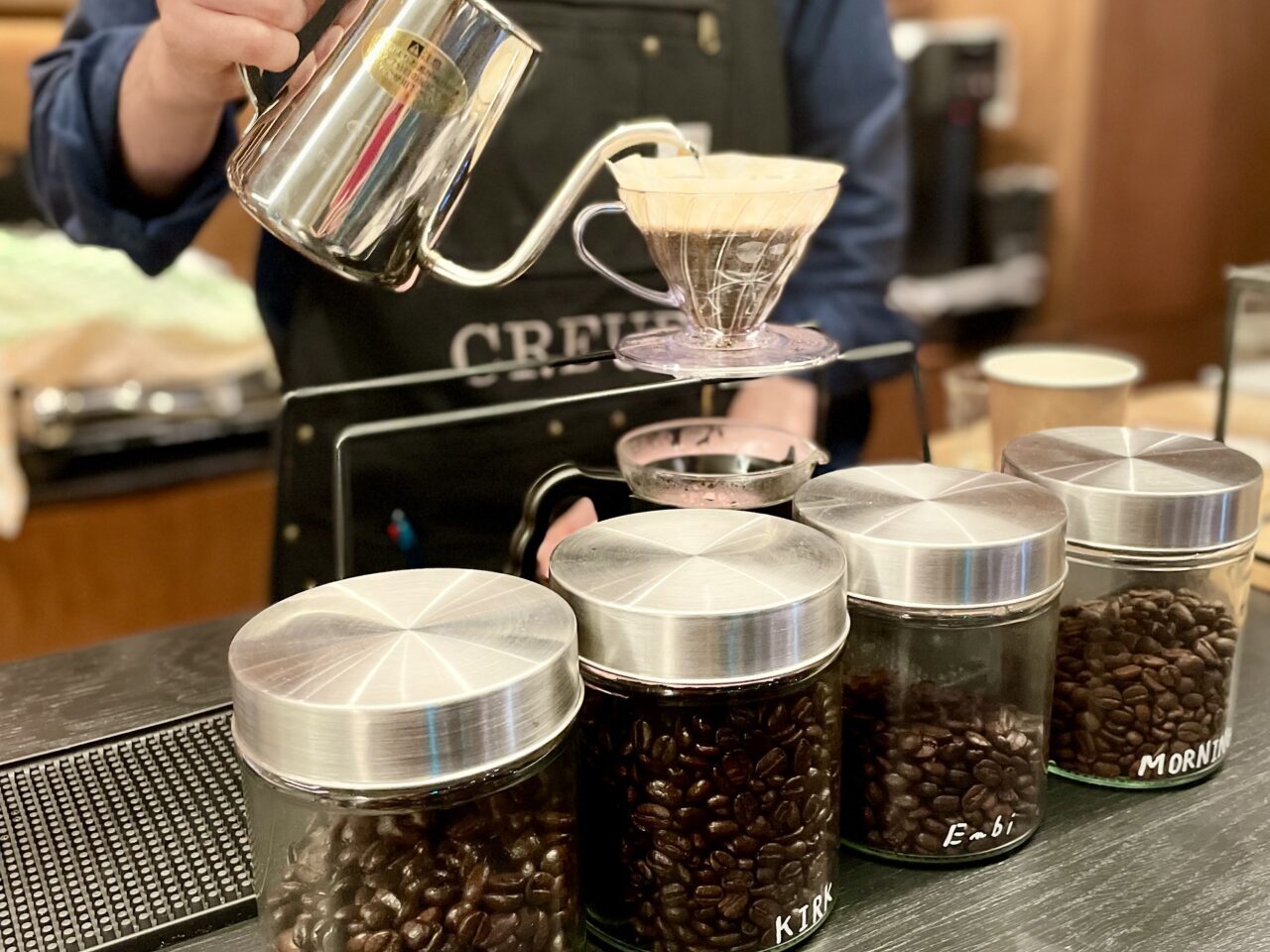 名古屋市瑞穂区、1ヶ月半のプレオープンを経て、2025年8月1日「CREUE by OVERCOFFEE」がグランドオープン。
