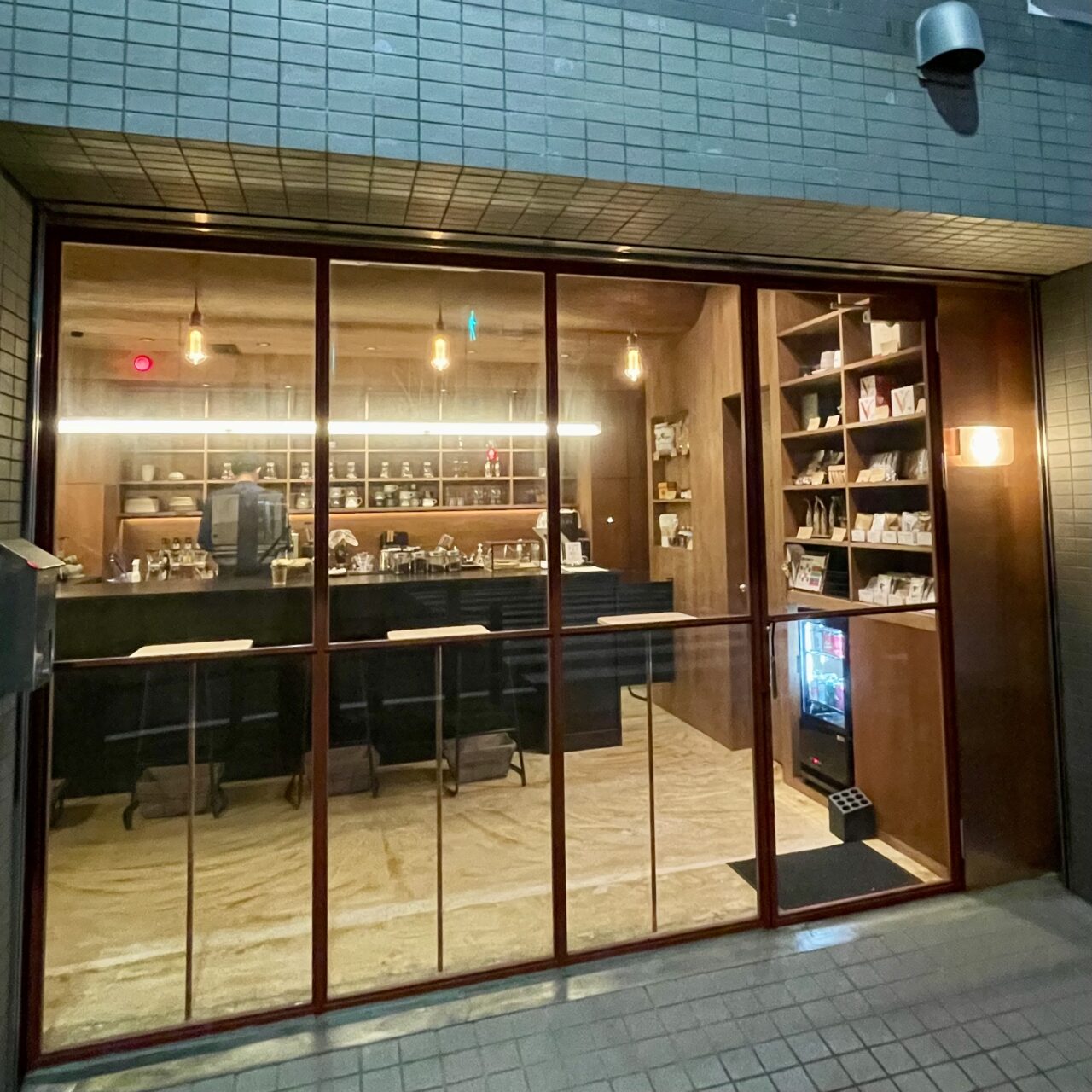 名古屋市瑞穂区、1ヶ月半のプレオープンを経て、2025年8月1日「CREUE by OVERCOFFEE」がグランドオープン。