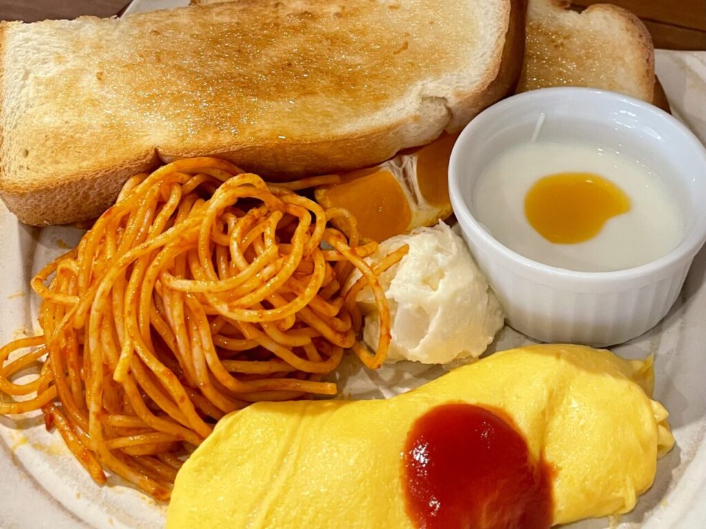 名古屋市緑区、「和Style Cafe かまくら」で豪華なモーニングを堪能。