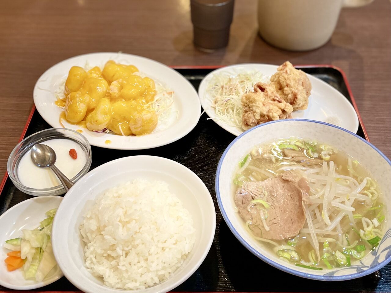 名古屋市緑区、これで一人前と驚く「台湾料理 千華 平手店」のボリューム満点の定食。