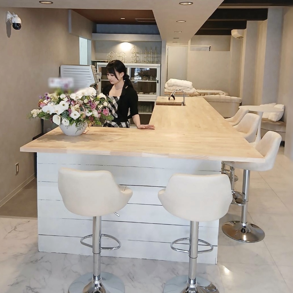 名古屋市東区、若き店長のセンスが光るカフェandバー「fabulous.」がオープン。